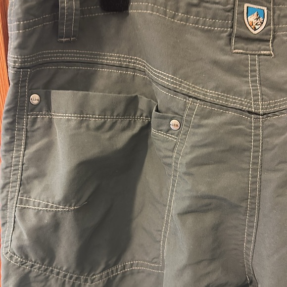 KUHL Liberator Convertible Pants - Hiking green Men's 32" x 32” Inseam - Picture 5 of 7